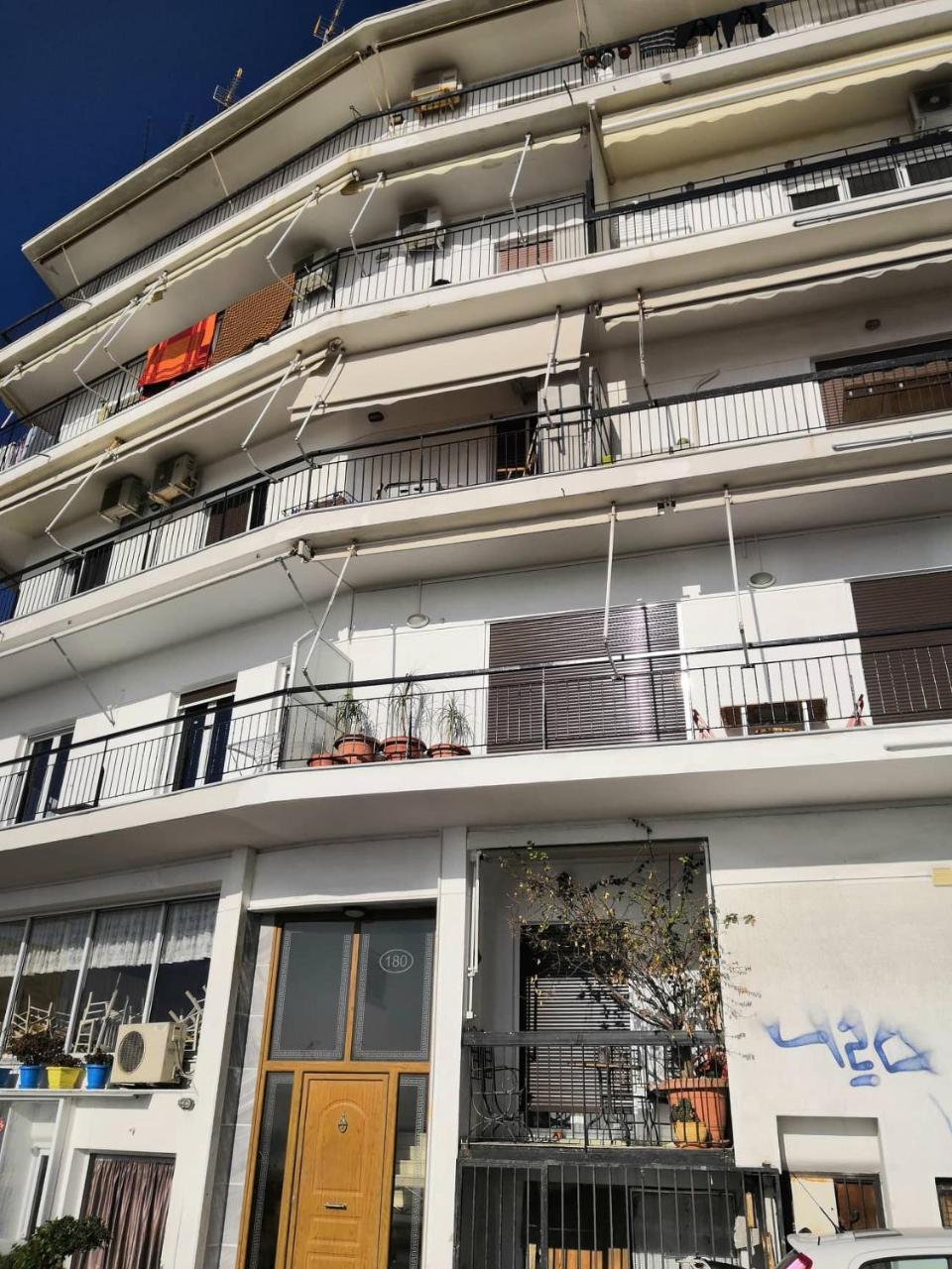 Paradise Apartment In Peiraiki Piräus Exterior foto